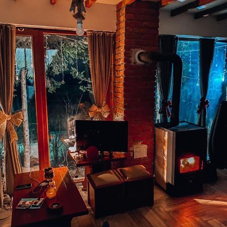 Cece'S Home Mavrovo Exterior foto