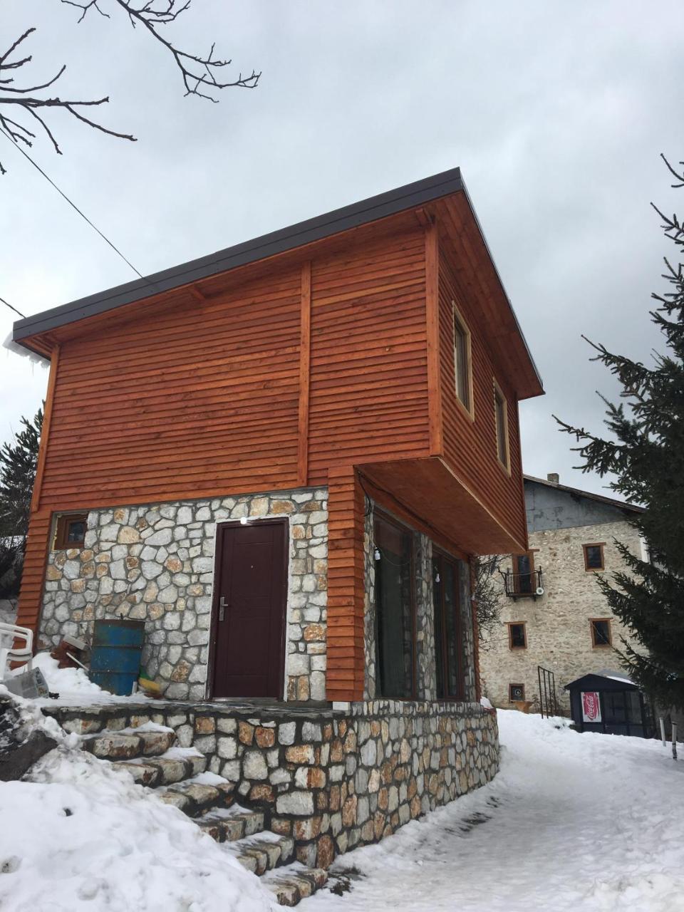 Cece'S Home Mavrovo Exterior foto